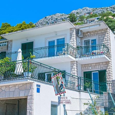 Apartments With A Parking Space Brela, Makarska - 16603 Luaran gambar