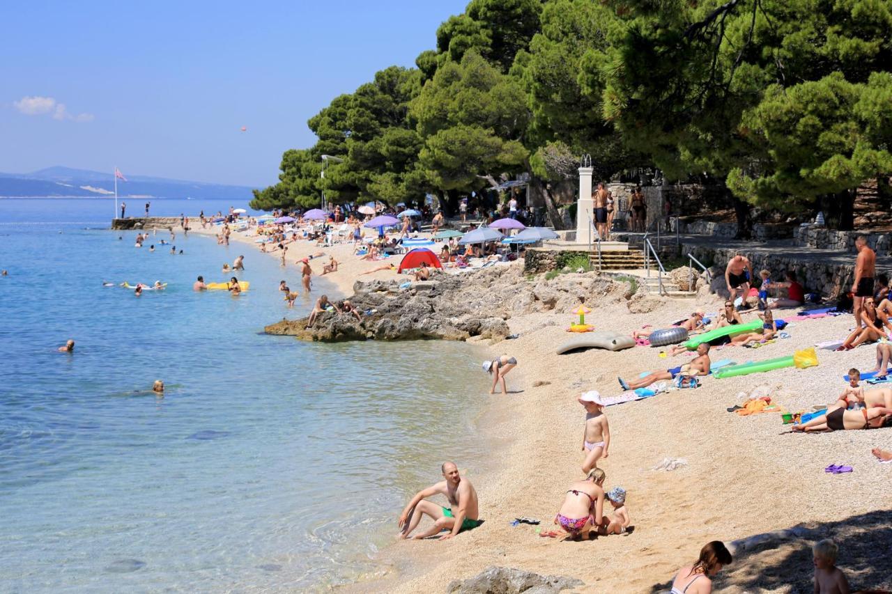 Apartments With A Parking Space Brela, Makarska - 16603 Luaran gambar