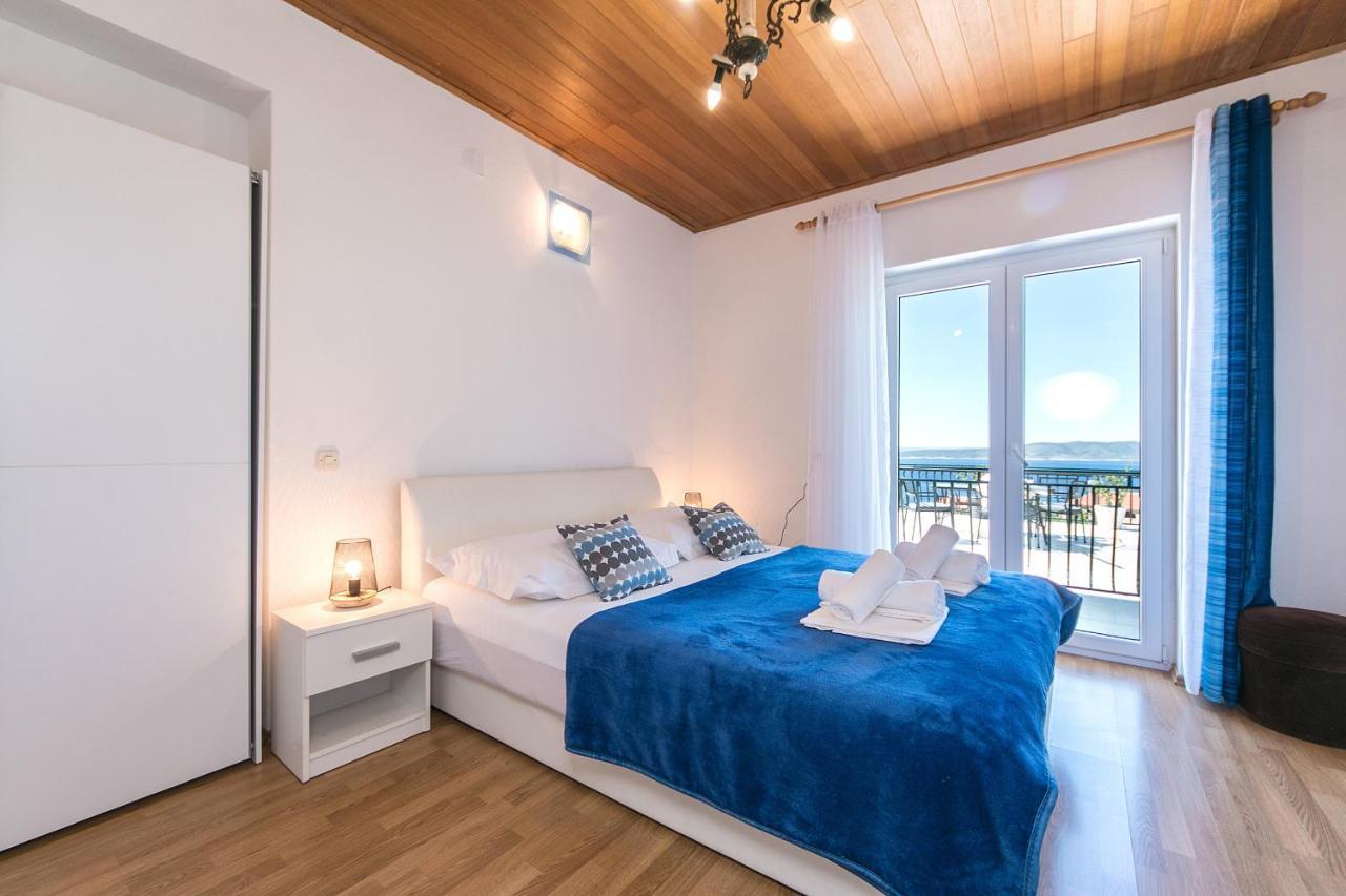 Apartments With A Parking Space Brela, Makarska - 16603 Luaran gambar