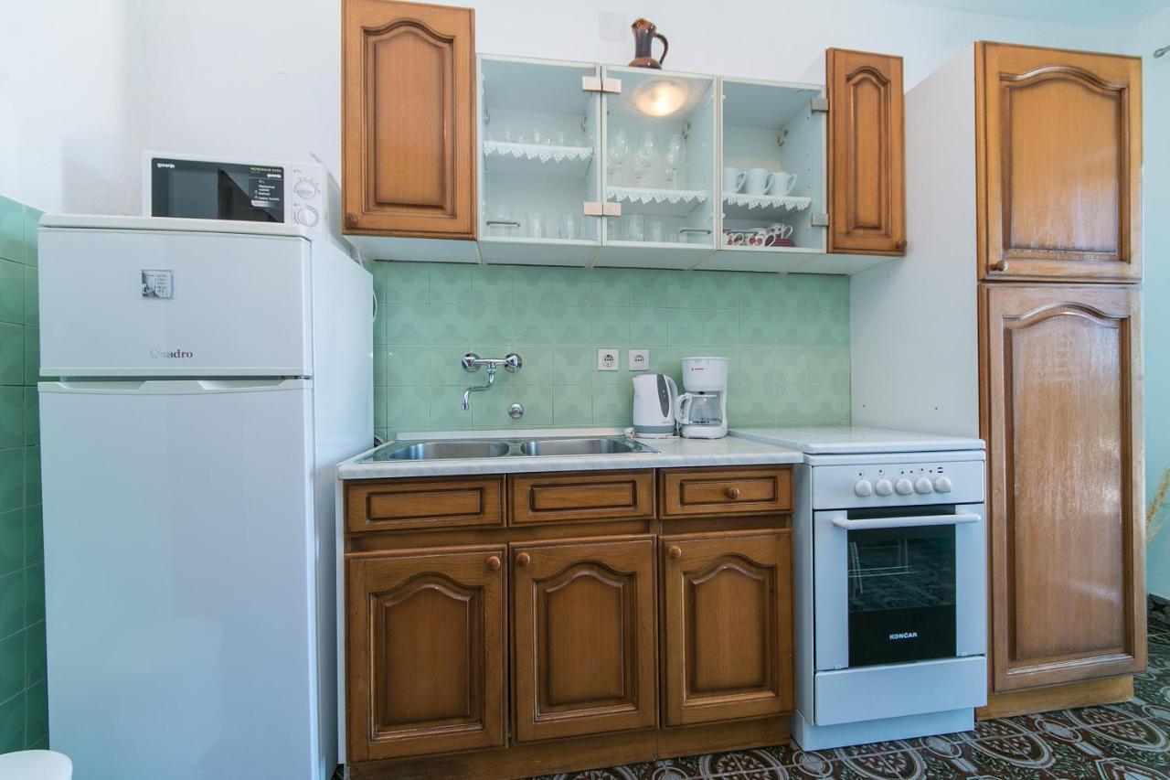 Apartments With A Parking Space Brela, Makarska - 16603 Luaran gambar